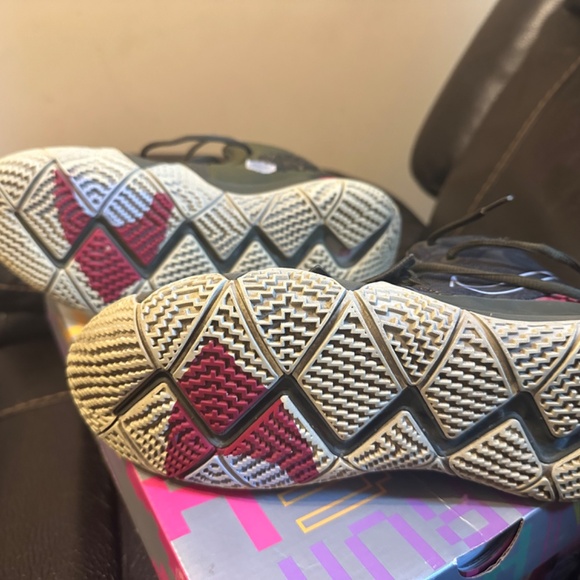 Nike Kybrid S2 Cargo Khaki With Box - Picture 2 of 5